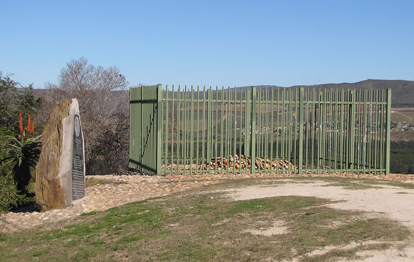 Sarah Bartmann's grave at Hankey